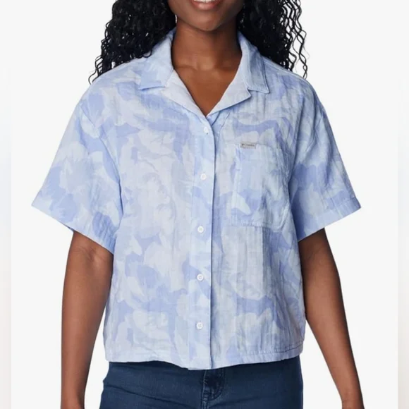 COLUMBIA Holly Hideaway Breezy Short Sleeve Top - Size L - Light Blue (NWT) - Picture 1 of 14